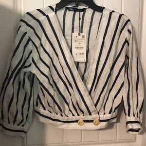 Crop top Navy and White -NWT